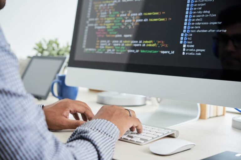 Custom Software vs Off-the-Shelf Software
